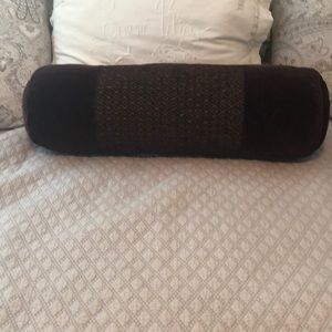 Long lumbar pillow